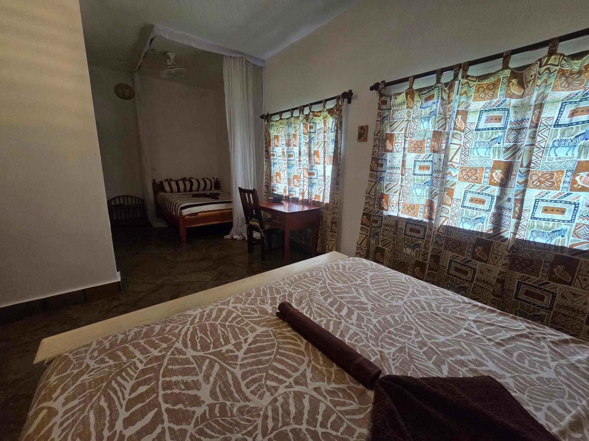 Nyumba Tamu Bed & Breakfast Watamu Exterior photo